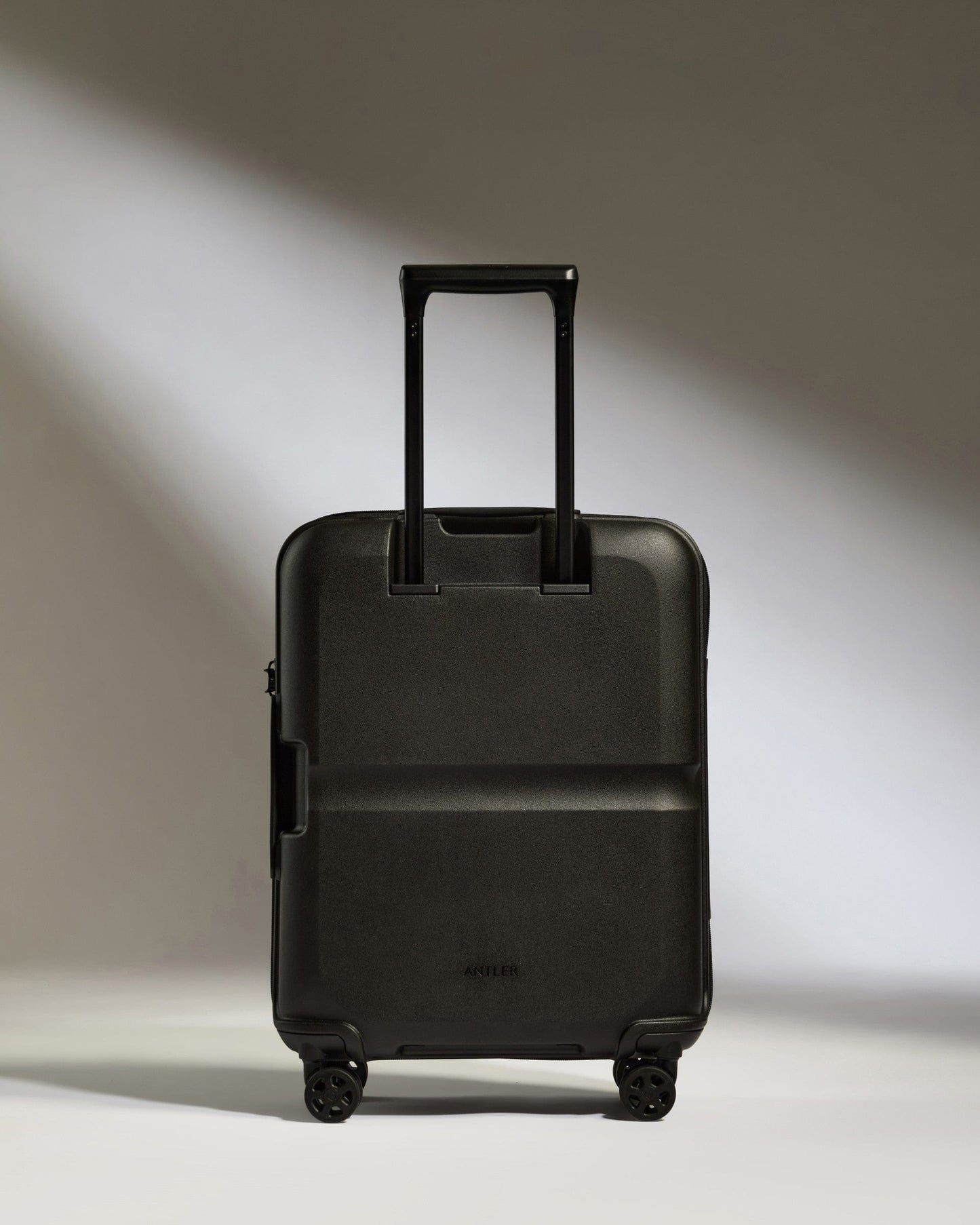 Antler Luggage -  Cabin Suitcase in Black - Single Stripe - Hard Suitcase Cabin Suitcase in Black - Single Stripe | Cabin Bag & Hard Luggage