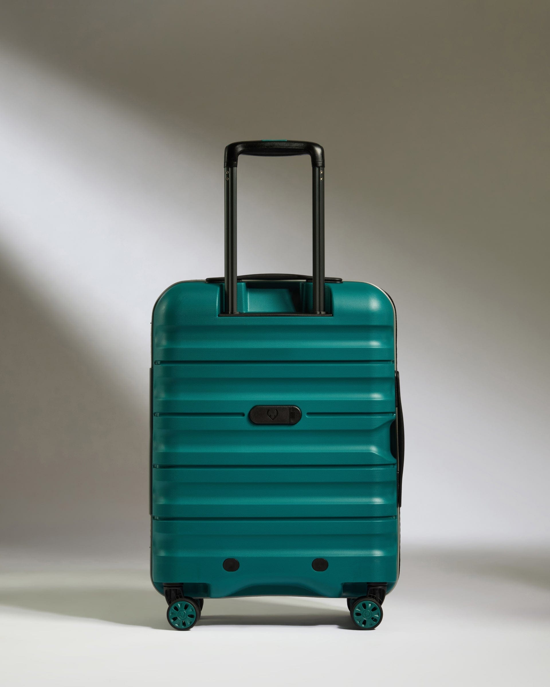 Rolling hard suitcase hotsell