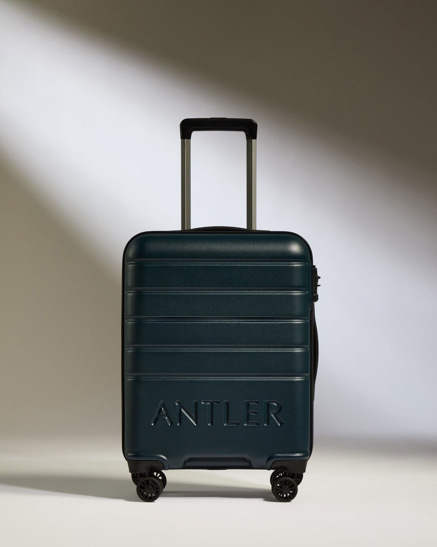 Antler Luggage -  Cabin Suitcase in Midnight Blue - Logo - Hard Suitcases Cabin Suitcase Midnight Blue - Logo | Lightweight Hard Shell Luggage