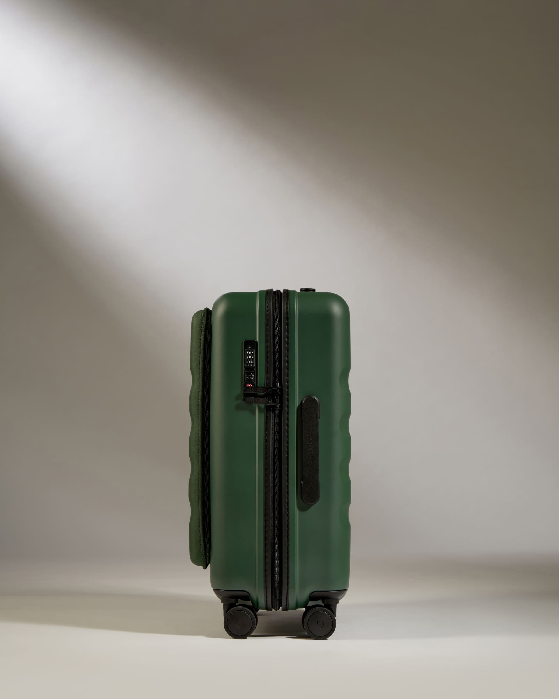 Antler Luggage -  Cabin with Pocket Suitcase in Antler Green - Icon Stripe - Hard Suitcase Cabin with Pocket Suitcase in Green - Icon Stripe | Hard Suitcase