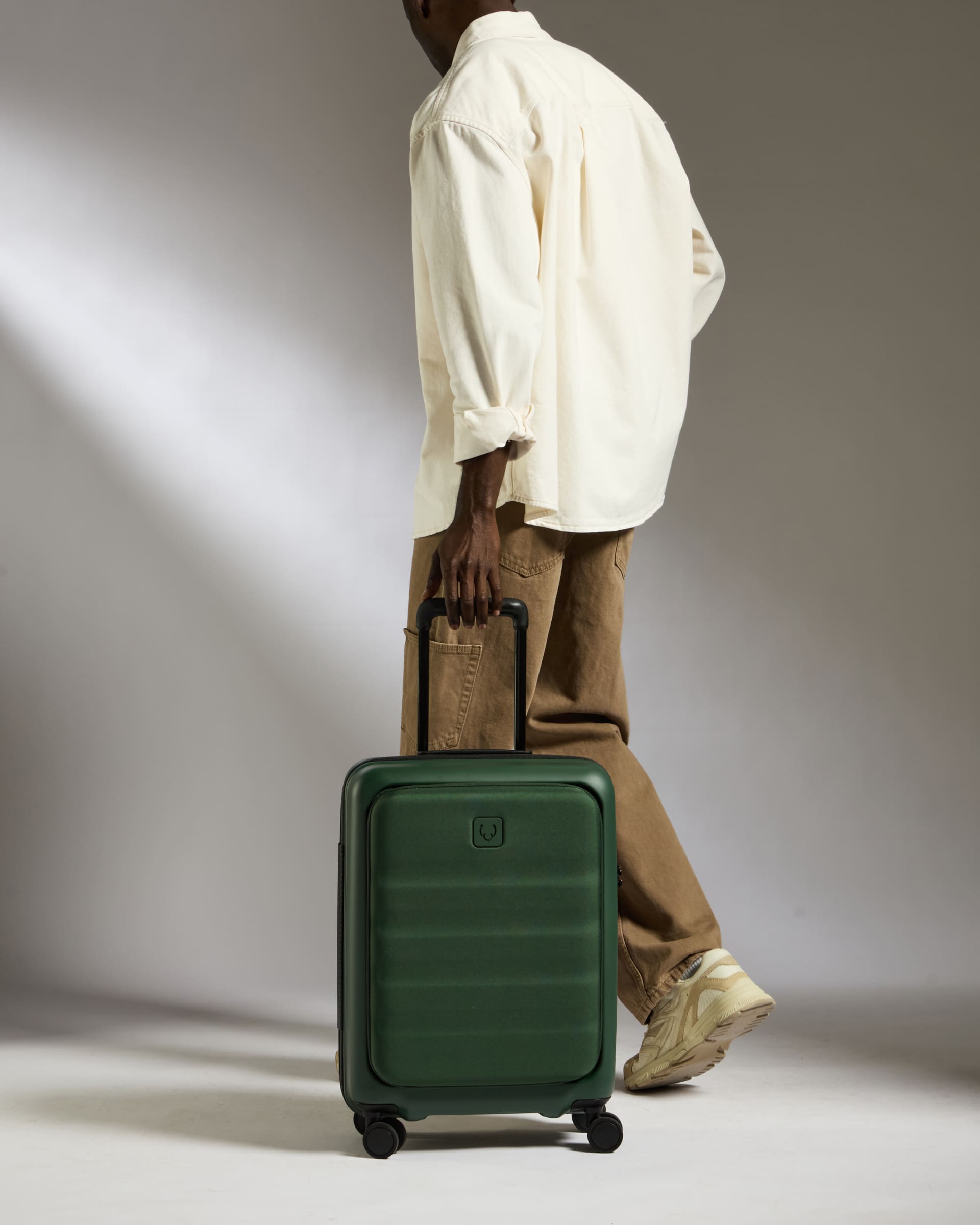 Antler Luggage -  Cabin with Pocket Suitcase in Antler Green - Icon Stripe - Hard Suitcase Cabin with Pocket Suitcase in Green - Icon Stripe | Hard Suitcase