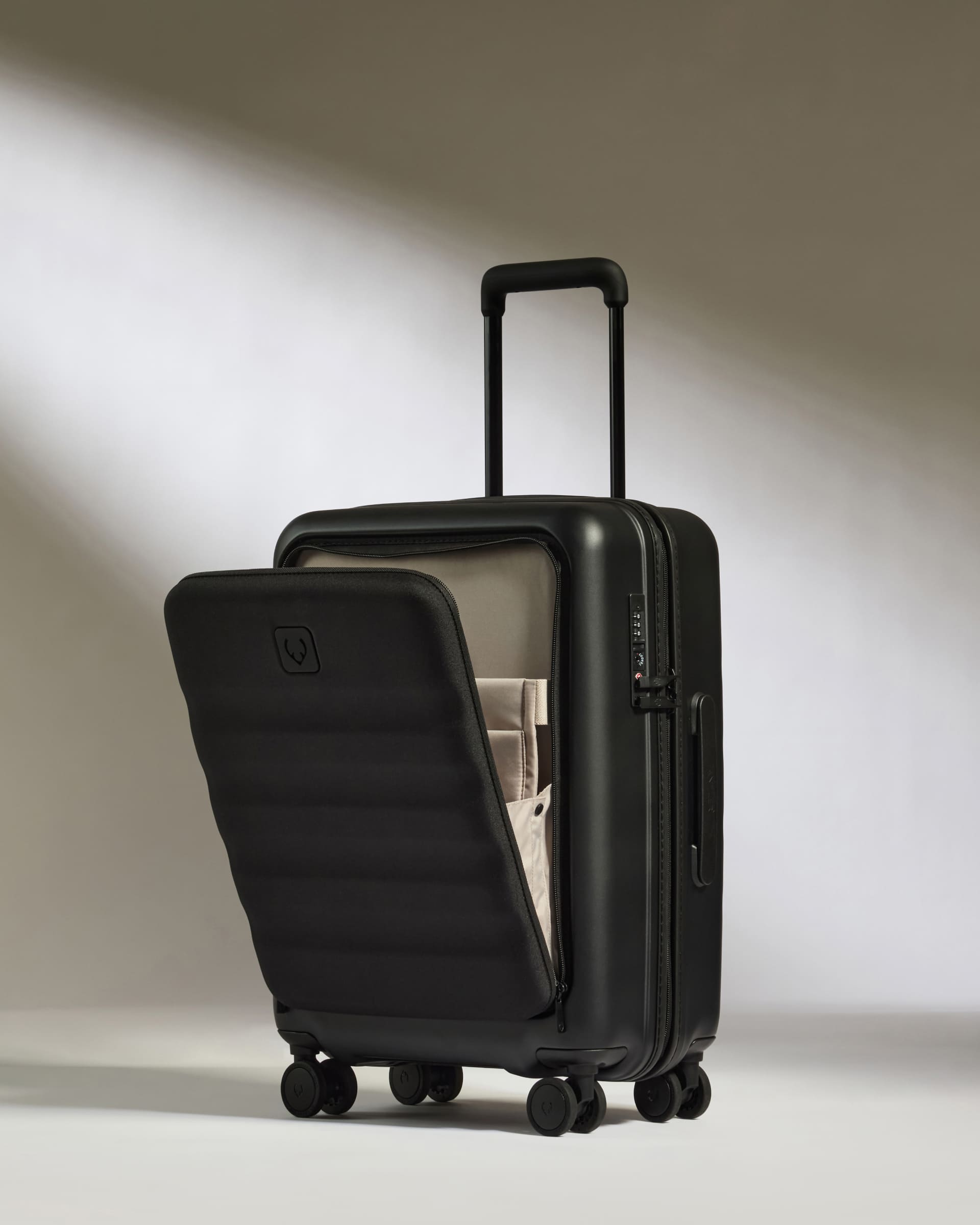 Antler Luggage -  Cabin with Pocket Suitcase in Black - Icon Stripe - Hard Suitcase Cabin with Pocket Suitcase in Black - Icon Stripe | Hard Suitcase