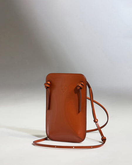 Antler Luggage -  Crossbody Bag in Tan Leather - 1914 Collection - Cross Body Bag Crossbody Bag in Tan Leather - 1914 Collection | Travel Bag & Accessories