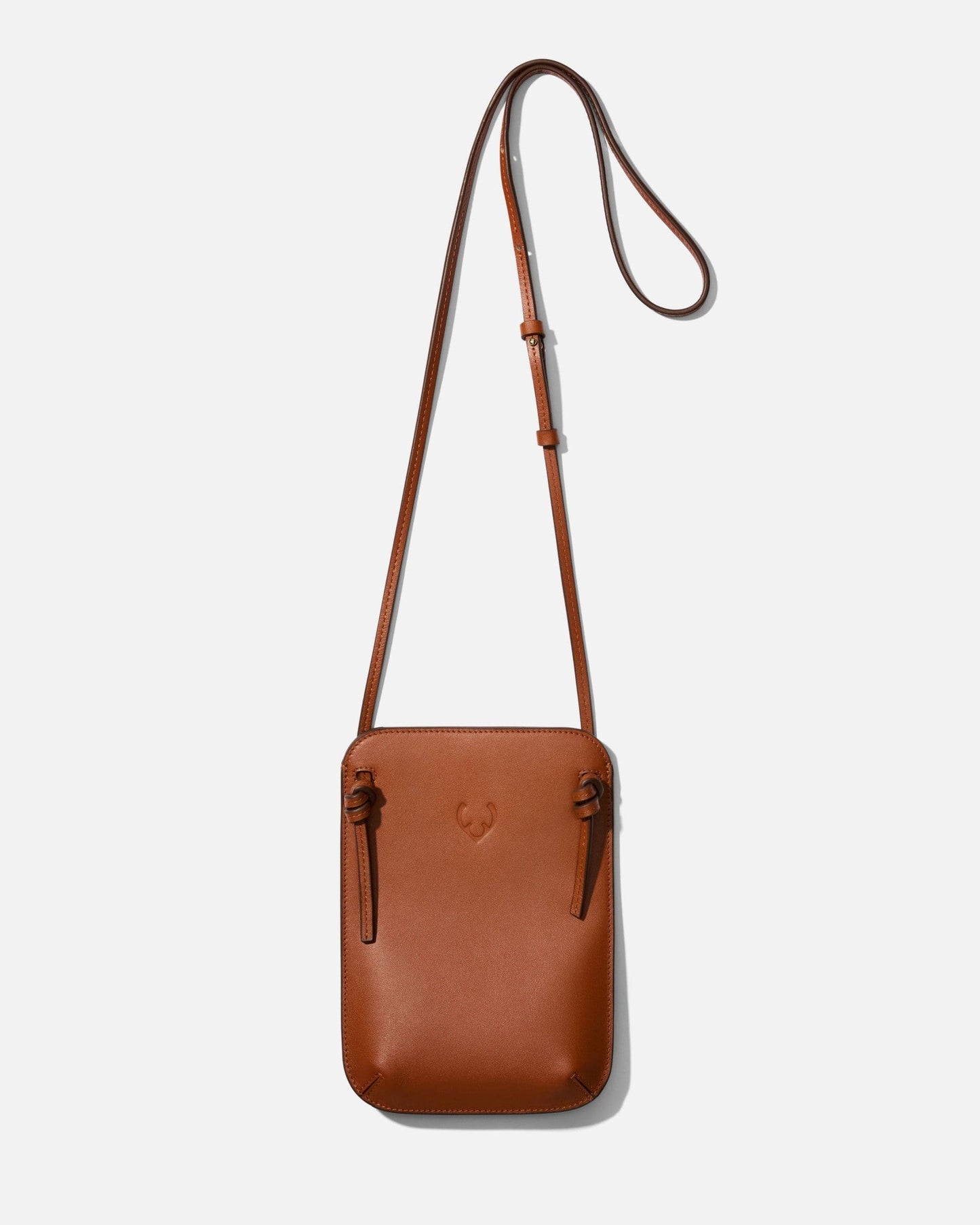 Antler Luggage -  Crossbody Bag in Tan Leather - 1914 Collection - Cross Body Bag Crossbody Bag in Tan Leather - 1914 Collection | Travel Bag & Accessories