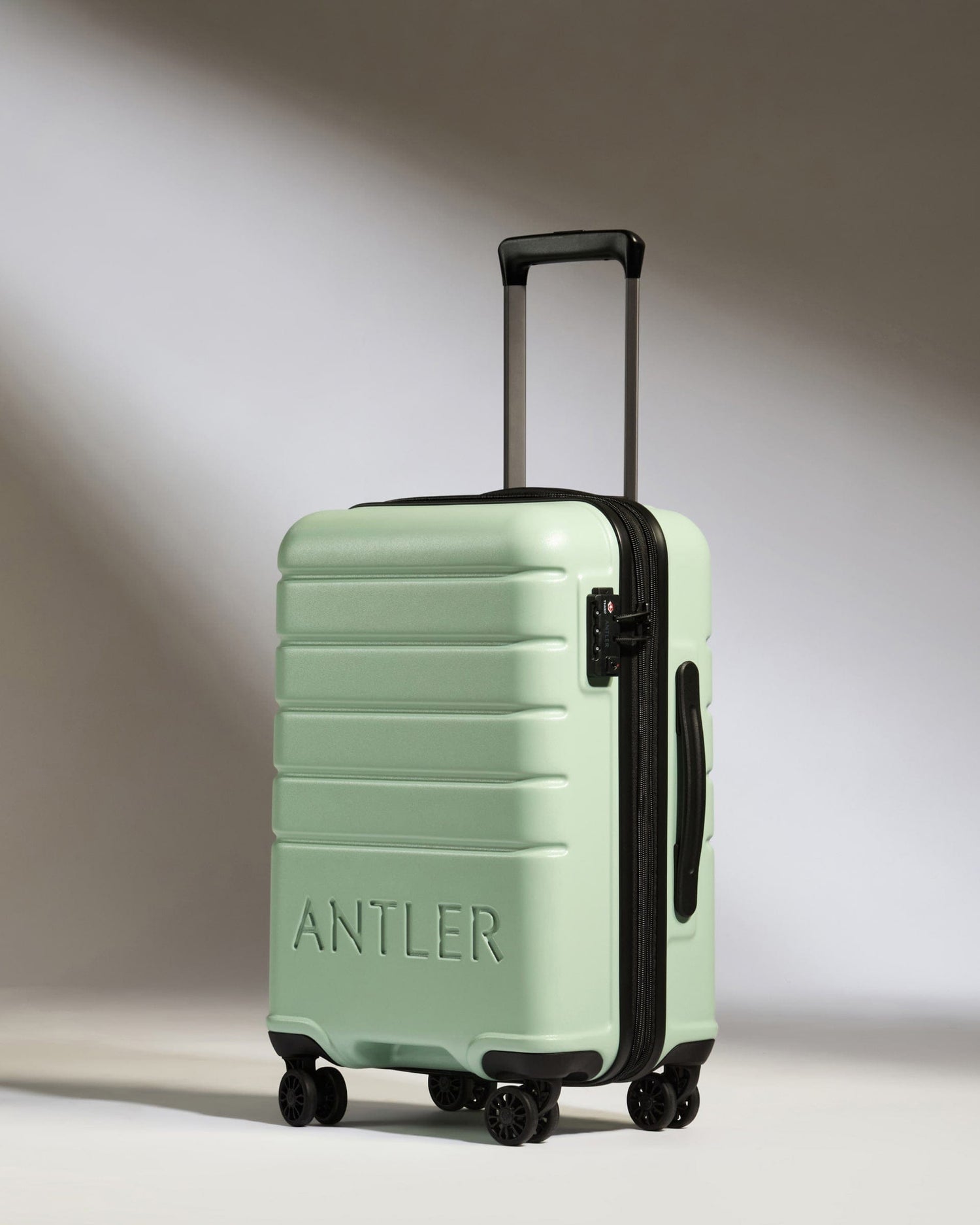 Antler Luggage -  Expandable Cabin Suitcase in Aspen Green - Logo - Hard Suitcases Expandable Cabin Suitcase Light Green - Logo | Lightweight Hard Shell Luggage