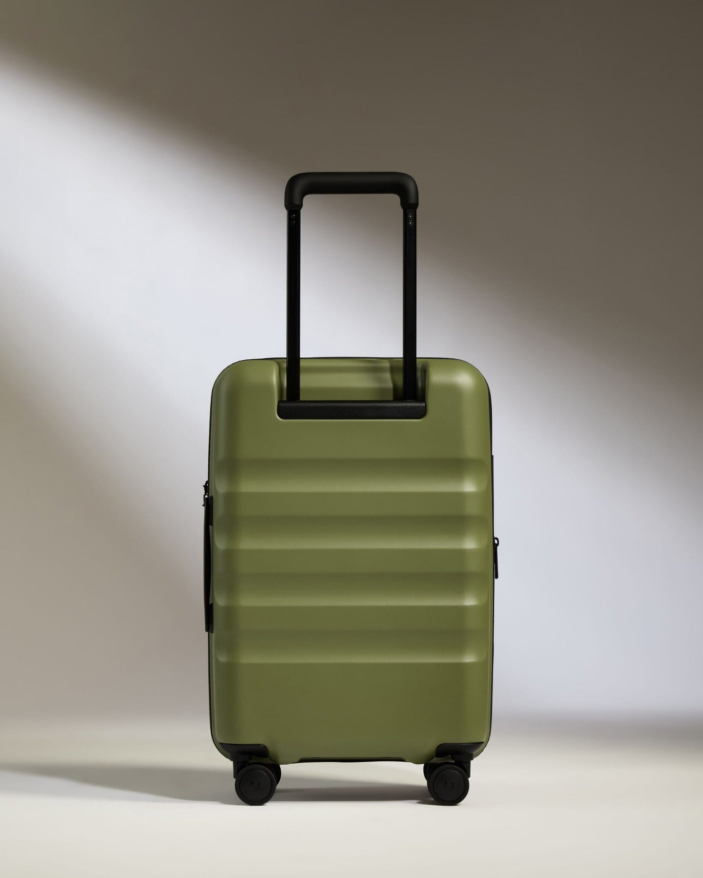 Antler Luggage -  Expandable Cabin Suitcase in Fern Green - Icon Stripe - Hard Suitcase Icon Stripe Cabin with Expander in Green | Lightweight & Hard Shell Suitcase