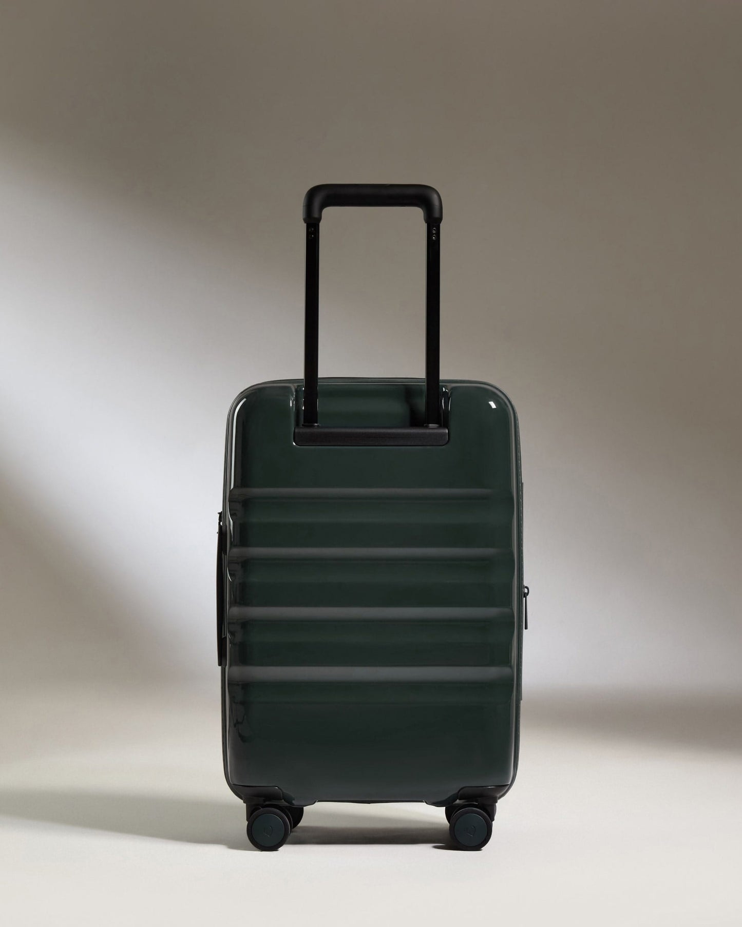 Antler Luggage -  Expandable Cabin Suitcase in Green Gloss - Icon Stripe - Hard Suitcase Expandable Cabin Suitcase in Green Gloss - Icon Stripe | Lightweight & Hard Shell Suitcase