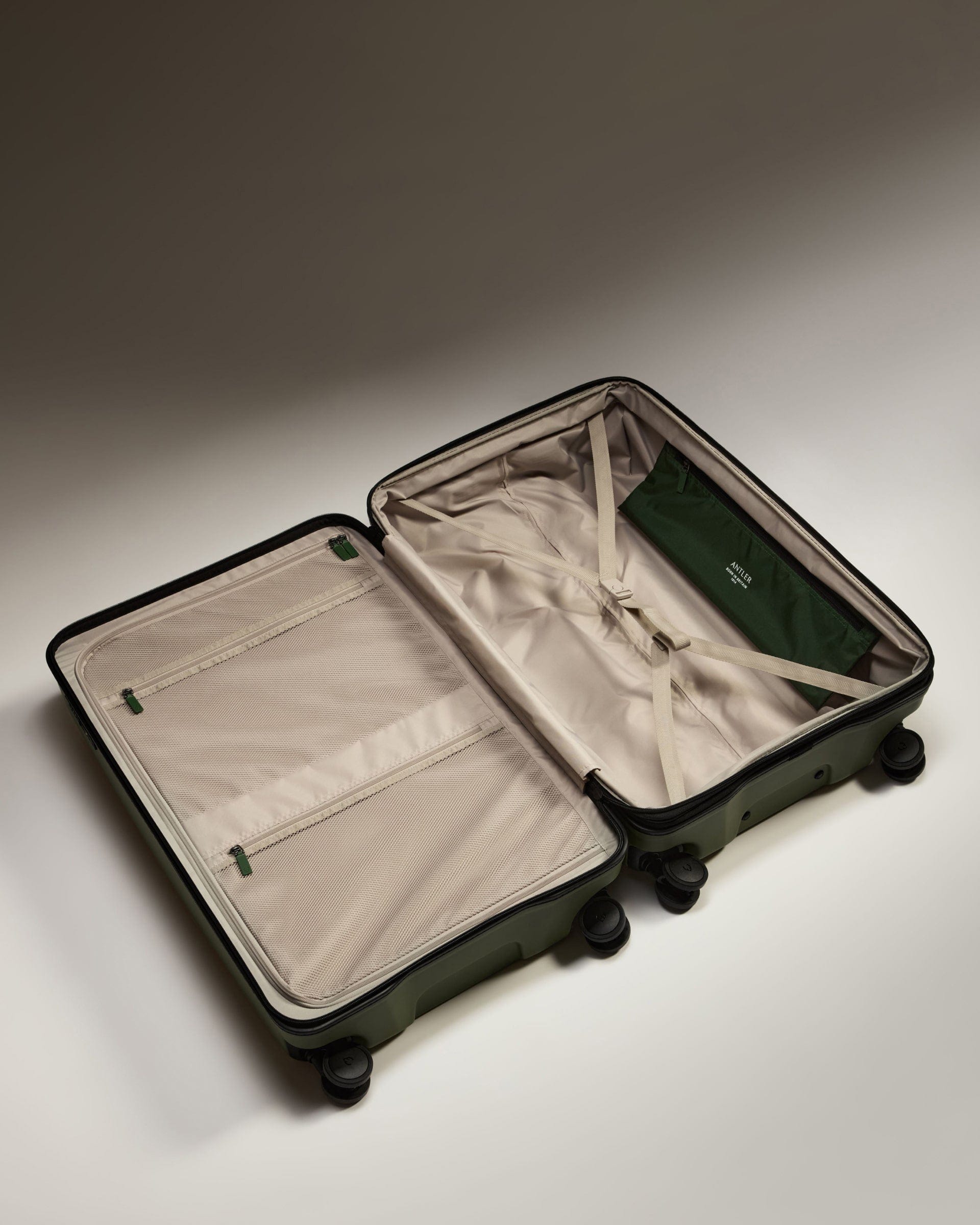 Antler Luggage -  Expandable Cabin Suitcase Set in Fern Green - Icon Stripe - Hard Suitcase Expandable Cabin Suitcase Set in Green - Icon Stripe | Lightweight & Hard Shell Suitcase