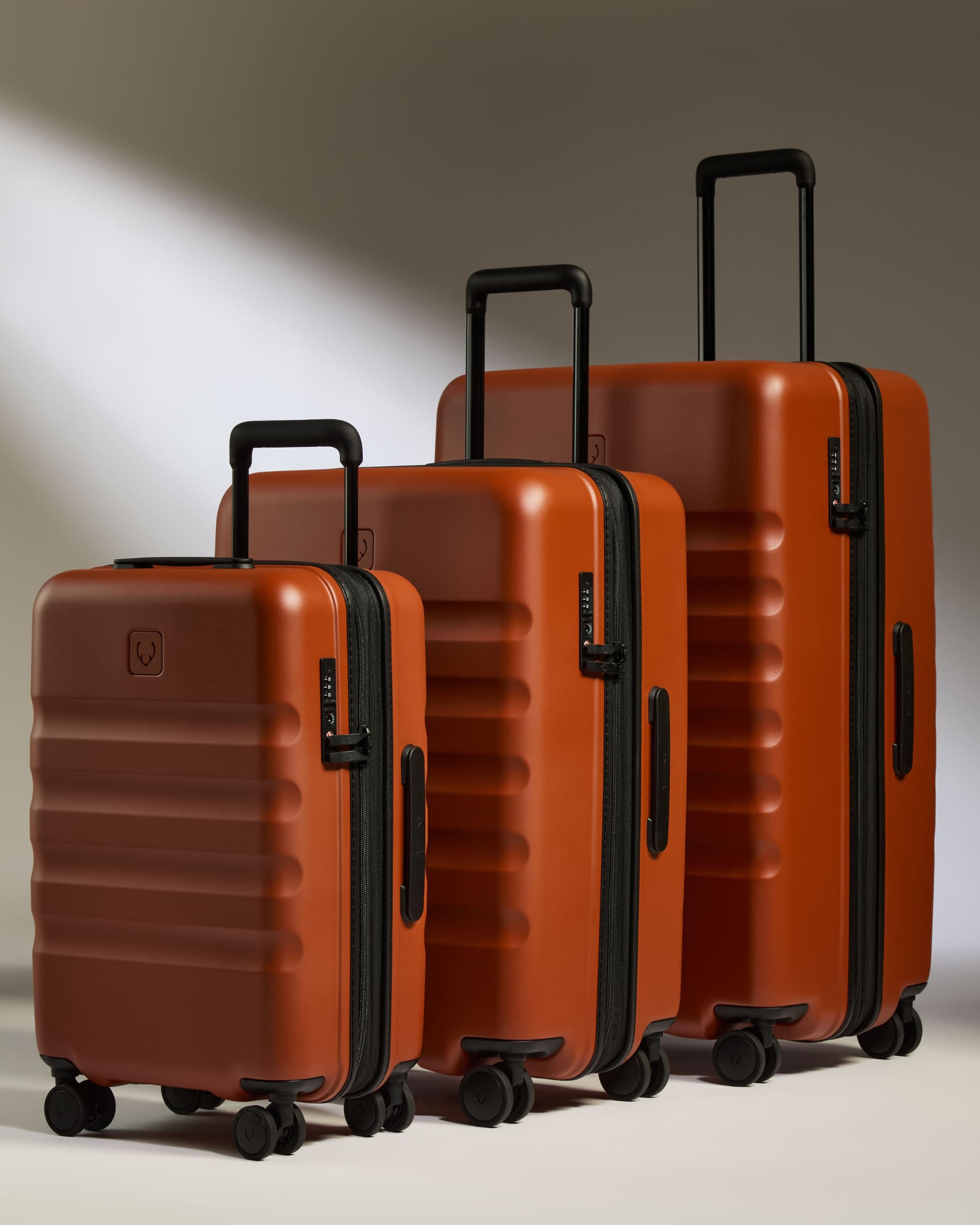 Antler Luggage -  Expandable Cabin Suitcase Set in Maple Red - Icon Stripe - Hard Suitcase Expandable Cabin Suitcase Set in Red - Icon Stripe | Lightweight & Hard Shell Suitcase