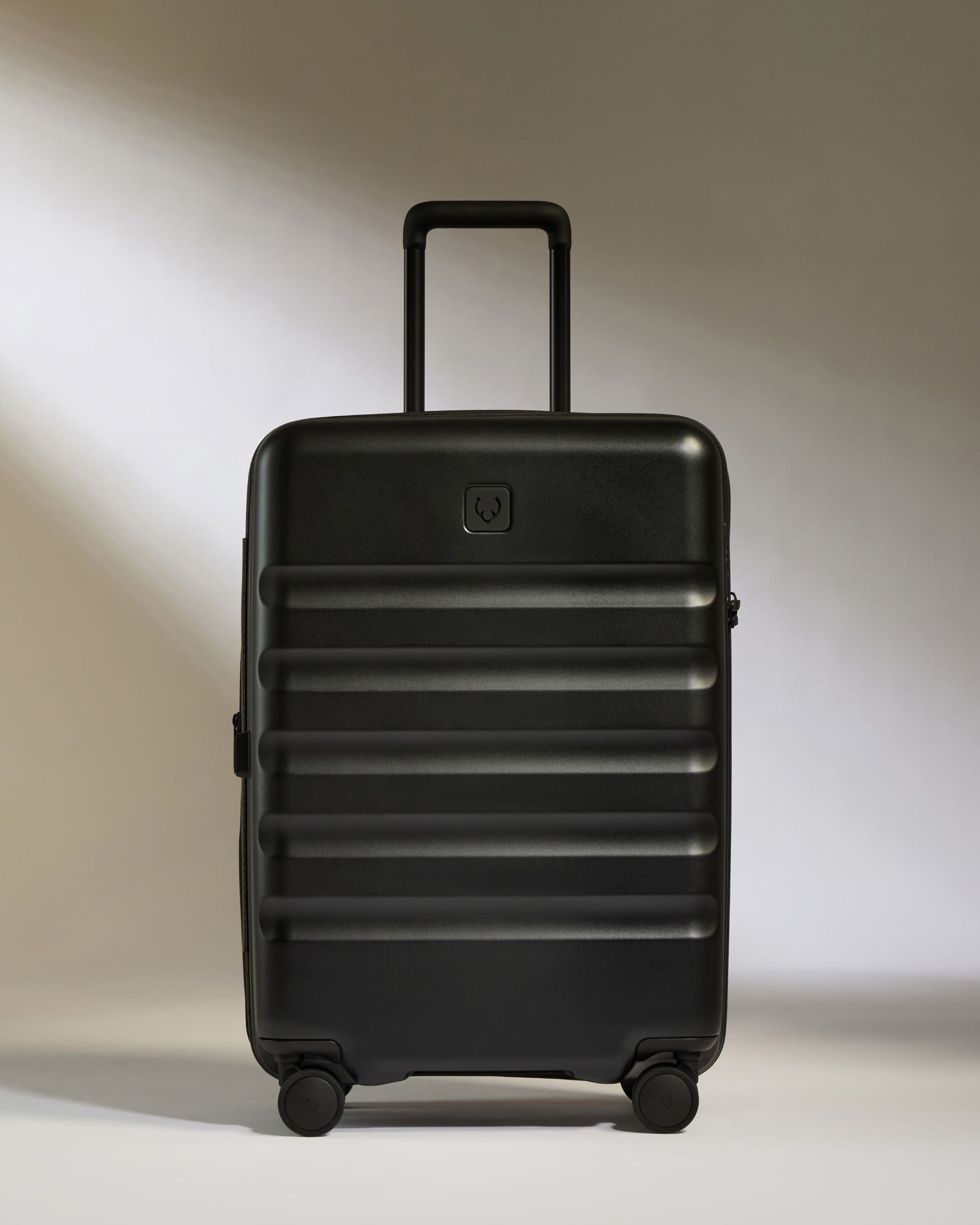 Antler Luggage -  Icon Stripe Set with Biggest Cabin in Black - Hard Suitcase Icon Stripe Set with Biggest Cabin in Black | Lightweight & Hard Shell Suitcase