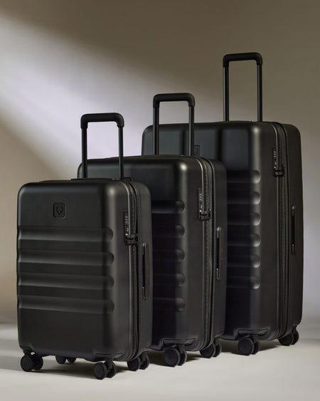 Antler Luggage -  Icon Stripe Set with Biggest Cabin in Black - Hard Suitcase Icon Stripe Set with Biggest Cabin in Black | Lightweight & Hard Shell Suitcase