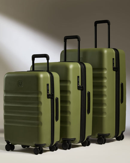 Antler Luggage -  Large Cabin Suitcase Set in Fern Green - Icon Stripe - Hard Suitcase Large Cabin Suitcase Set in Green - Icon Stripe | Lightweight & Hard Shell Suitcase