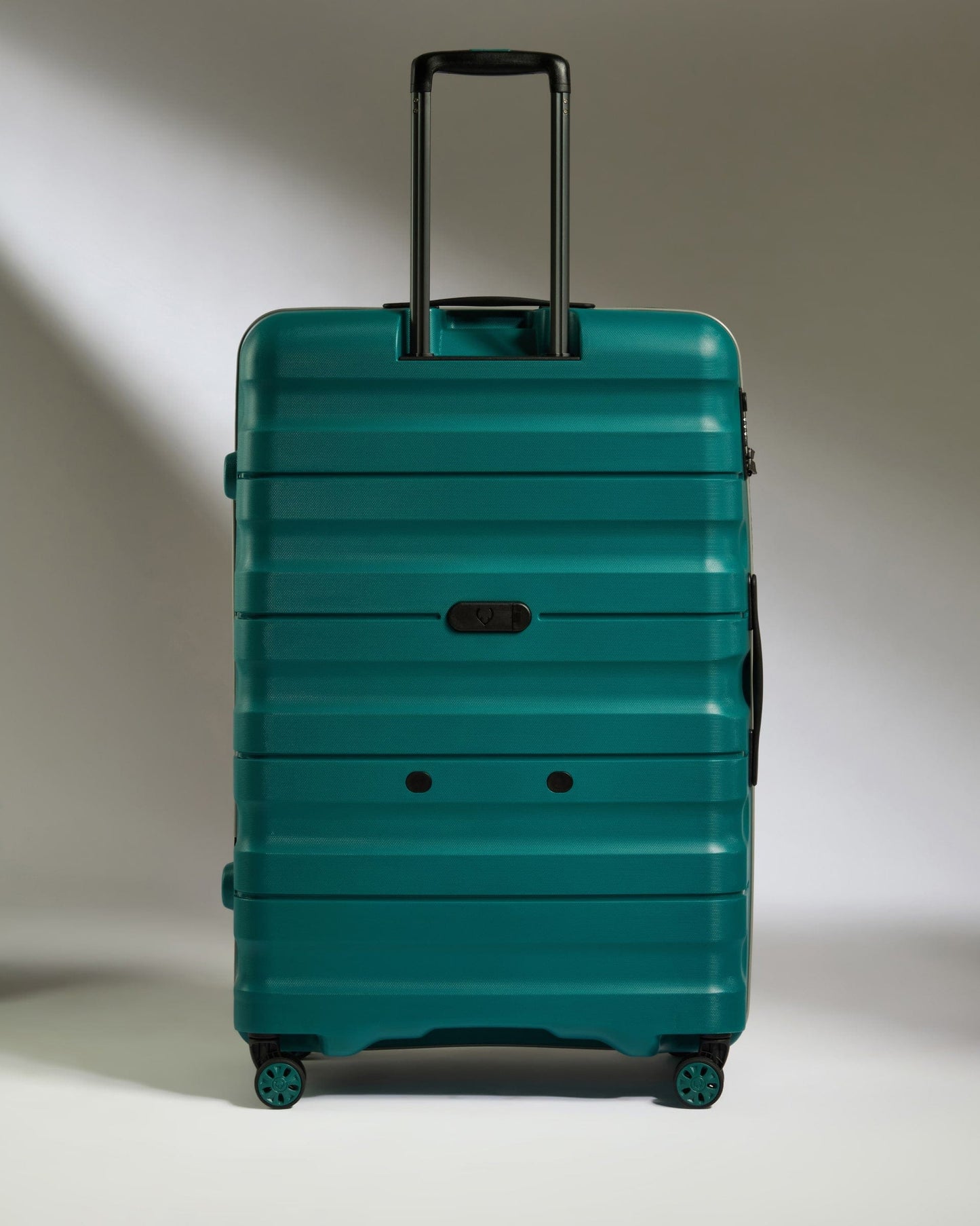 Antler Luggage -  Large Suitcase in Deep Teal - Lincoln - Hard Suitcases Large Suitcase in Blue (Deep Teal) - Lincoln | Hard Suitcase | Antler UK