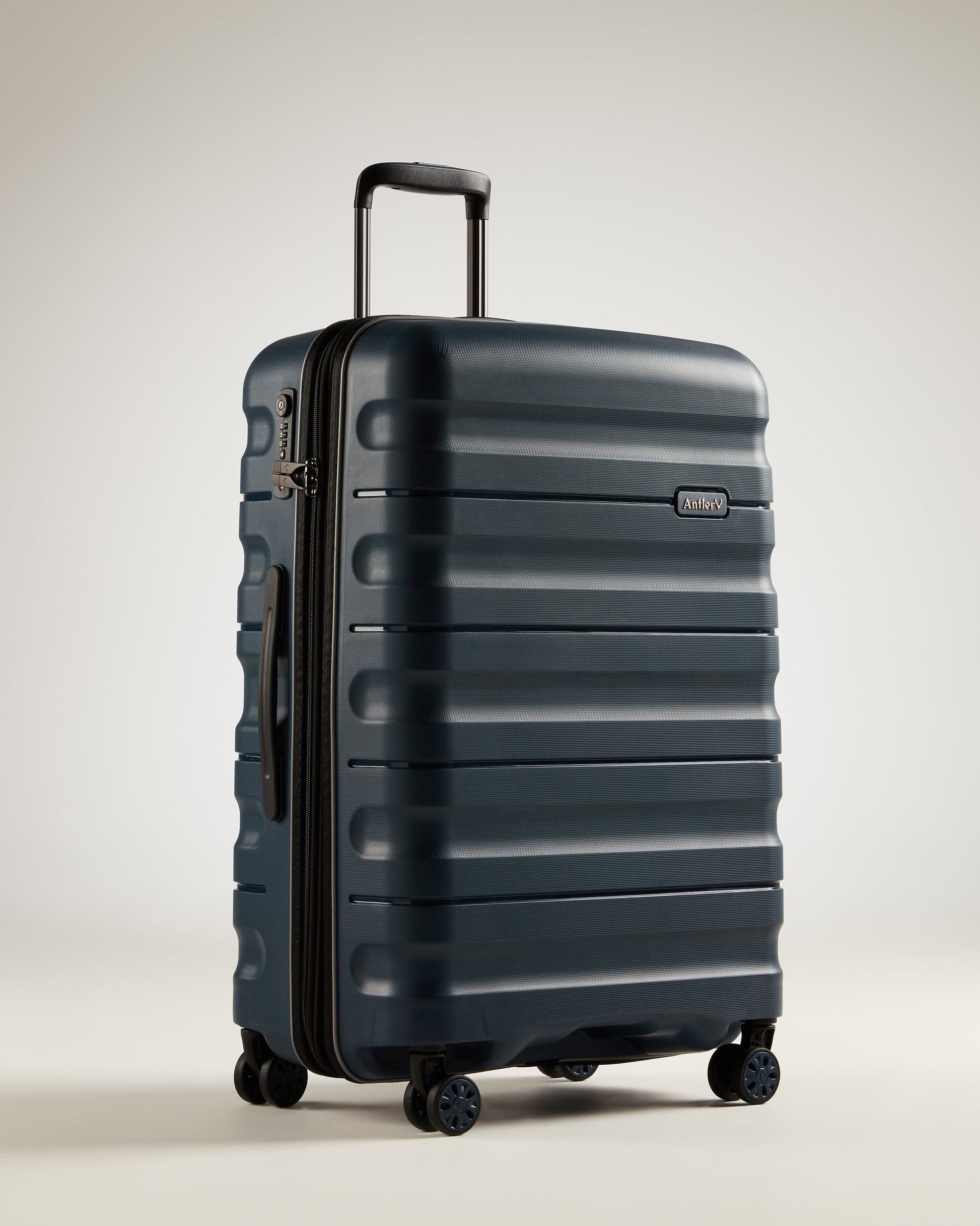 Antler Luggage -  Lincoln medium in navy - Hard Suitcase Lincoln Medium Suitcase Navy | Hard Suitcase | Antler UK