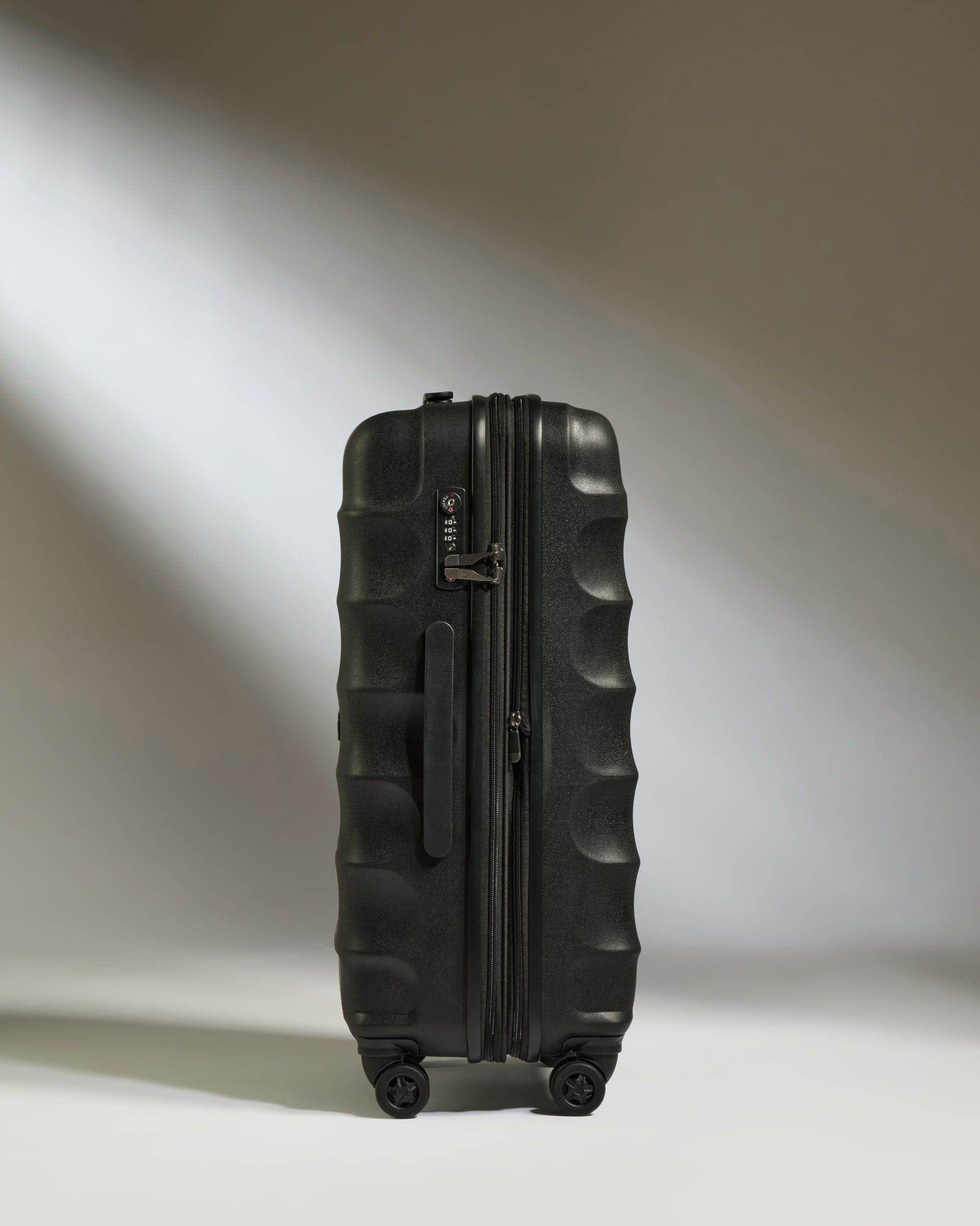 Antler juno medium suitcase deals