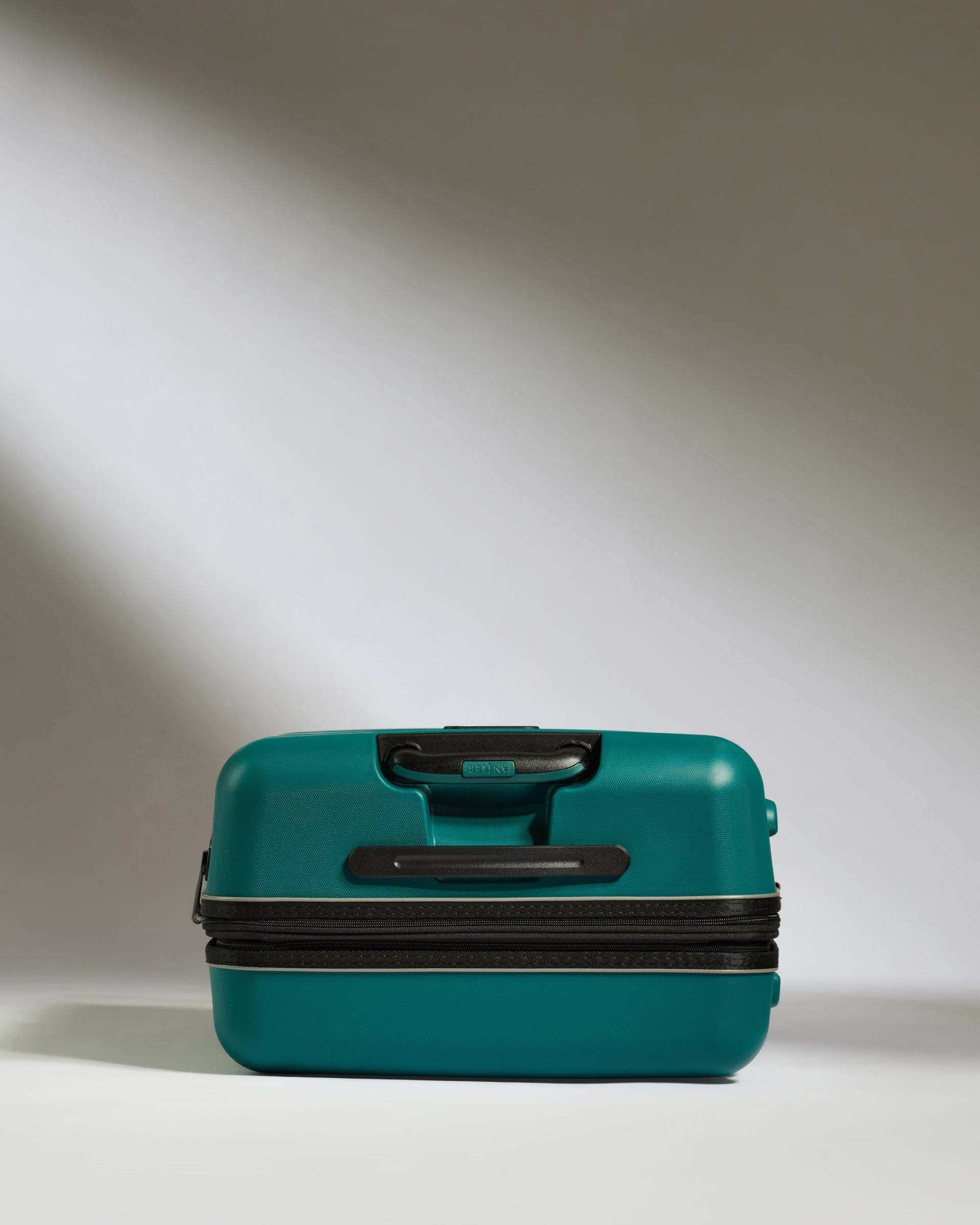 Antler Luggage -  Medium Suitcase in Deep Teal - Lincoln - Hard Suitcases Medium Suitcase in Blue (Deep Teal) - Lincoln | Hard Suitcase | Antler UK