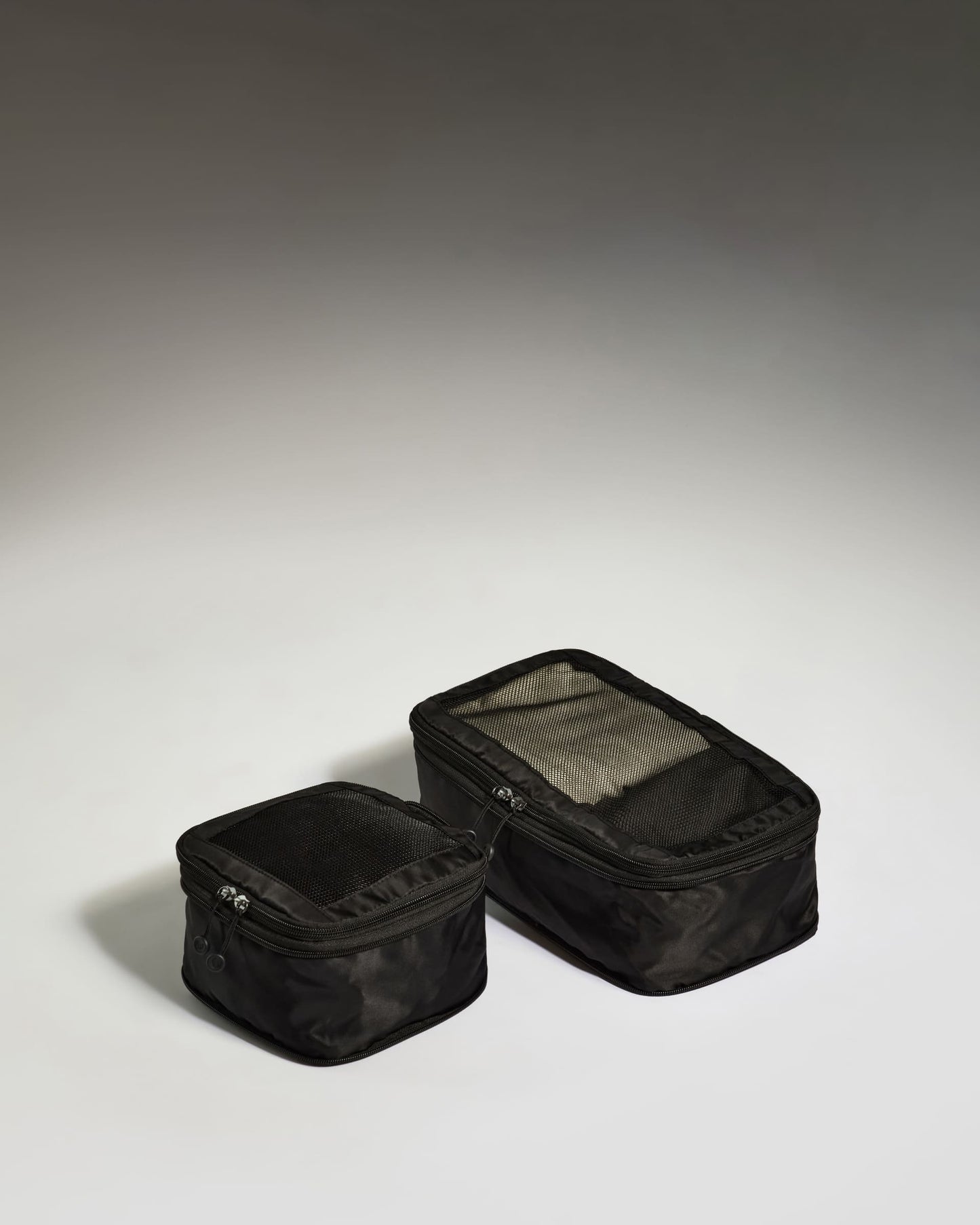 Antler Luggage -  Packing Cubes in Black - Set of 2 - Packing Cube Packing Cubes in Black Set of 2 » Travel Accessories » Packing Organiser