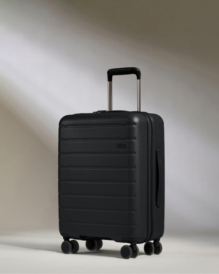 Antler Luggage -  Stamford 2.0 cabin in midnight black - Hard Suitcases Stamford 2.0 Cabin Suitcase Black | Hard Luggage | Antler UK