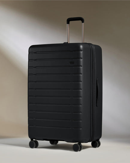 Antler Luggage -  Stamford 2.0 large in midnight black - Hard Suitcases Stamford 2.0 Large Suitcase Black | Hard Luggage | Antler UK