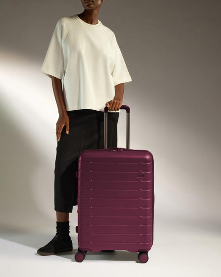 Antler Luggage -  Stamford 2.0 medium in berry red - Hard Suitcases Stamford 2.0 Medium Suitcase Red | Hard Luggage 