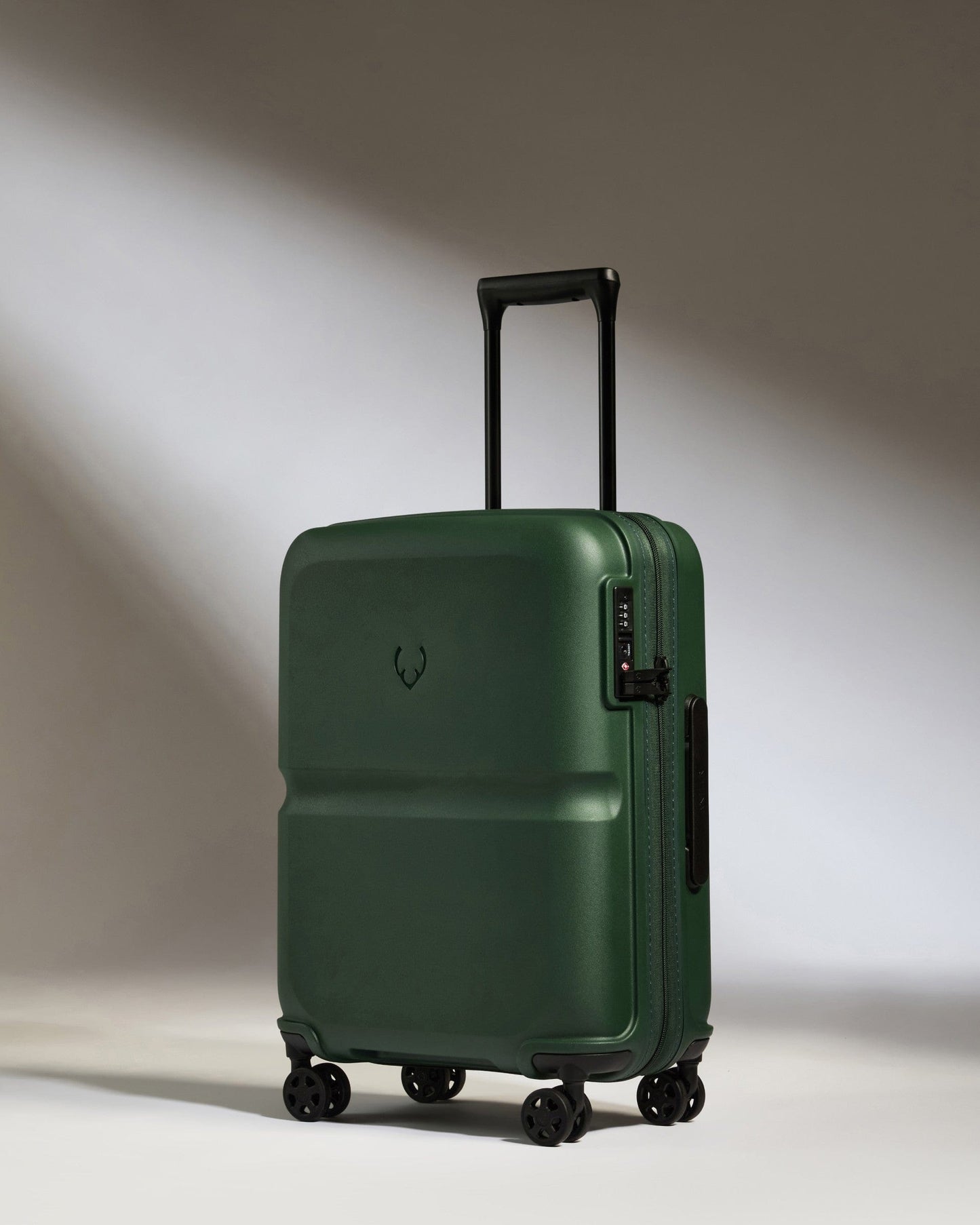 Antler Luggage -  Suitcase Set in Antler Green - Single Stripe - Hard Suitcase Suitcase Set in Green - Single Stripe | Cabin Luggage & Large Suitcases