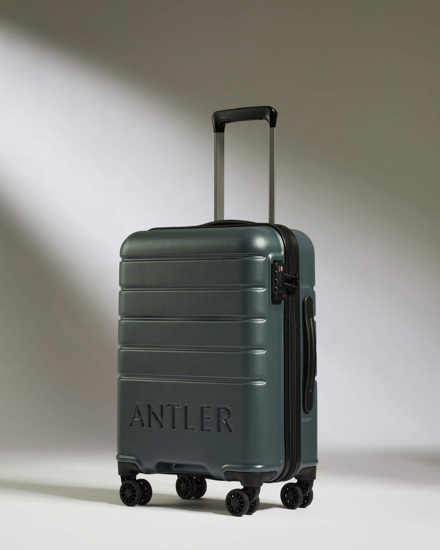 Antler Luggage -  Suitcase Set in Granite Grey - Logo - Hard Suitcases Logo Set of 3 Suitcases Grey | Lightweight Hard Shell Luggage