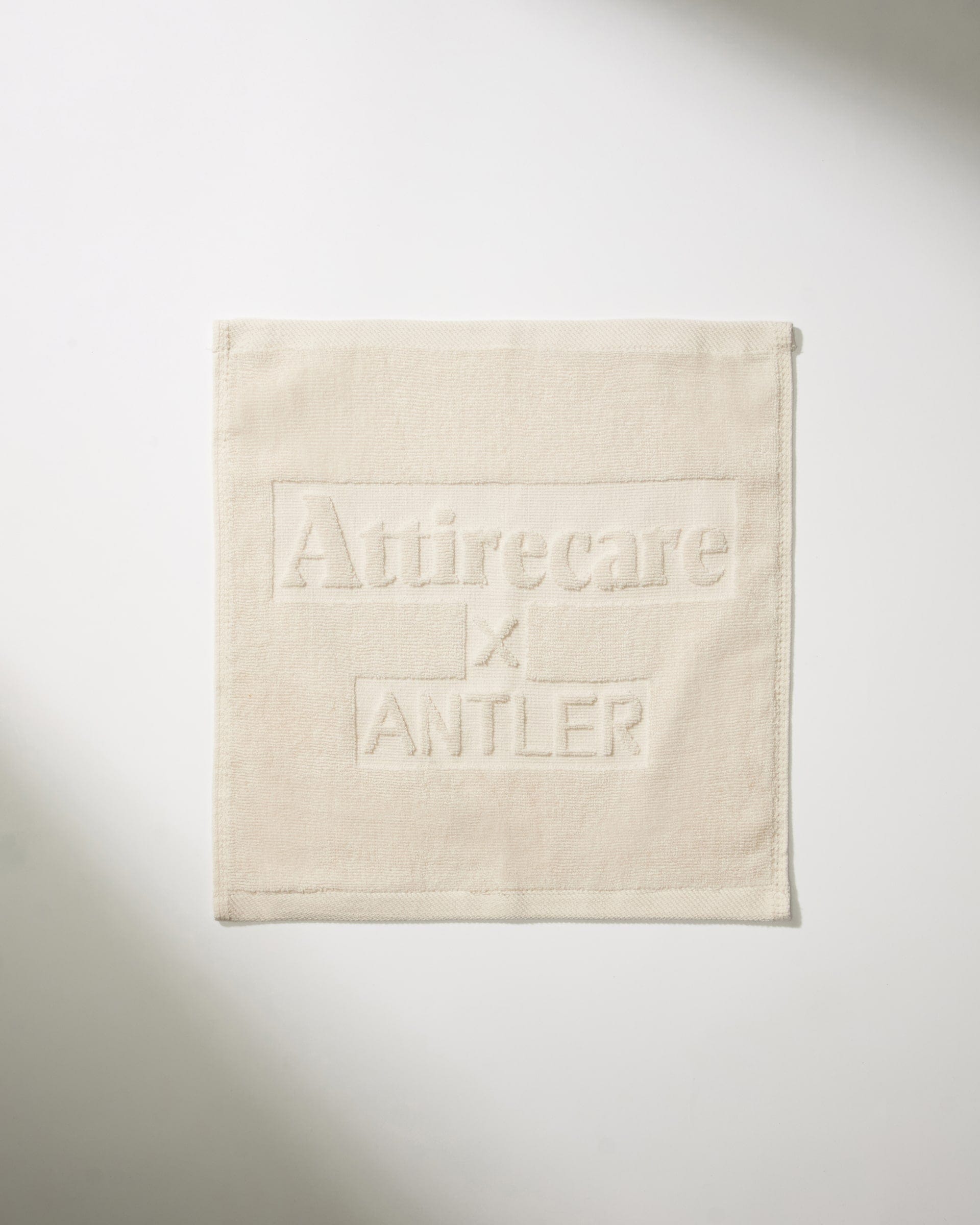 Antler UK Luggage -  Attirecare x Antler Luggage Cleaning Kit - Attirecare x Antler Luggage Cleaning Kit | Suitcase Cleaning